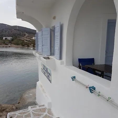 Apartment Lucas A Gialos *